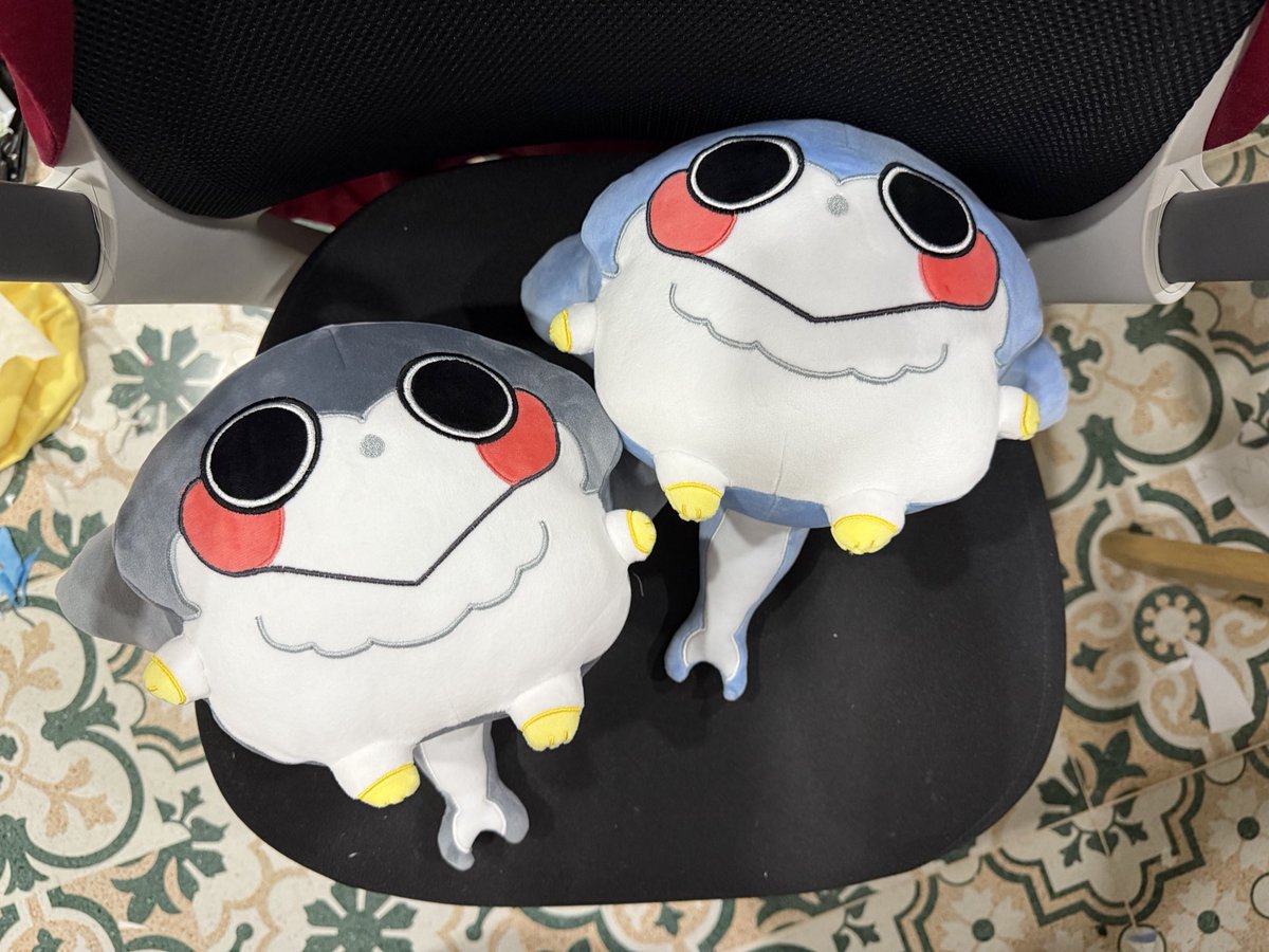 SaltappleDH's tweet image. งานคุณลูกค้า

น้องกระเบนผ้าโมจิ 20 เซน คุณลูกค้าสั่งสองสีบอกขออ้วนๆ ร้านจัดให้ครับ!

#บ้านตุ๊กตาของเดอร์ #รับทำตุ๊กตา #ตุ๊กตาแฟนซี #commission #commissionTH