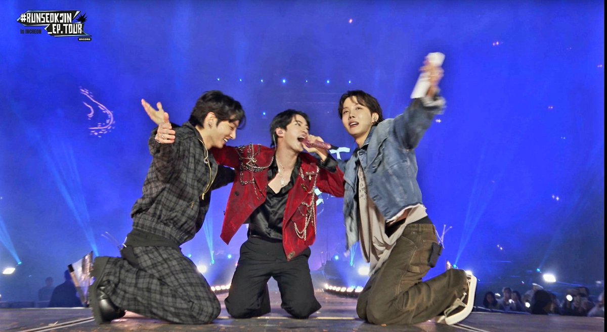 Steph_squared's tweet image. Pretty sure I'll have noise complaints from my apt. from me screaming &amp;amp; jumping from 3am-5:20am. But, girl!#KimSeokjin #RUNSEOKJIN_epTOUR_Encore