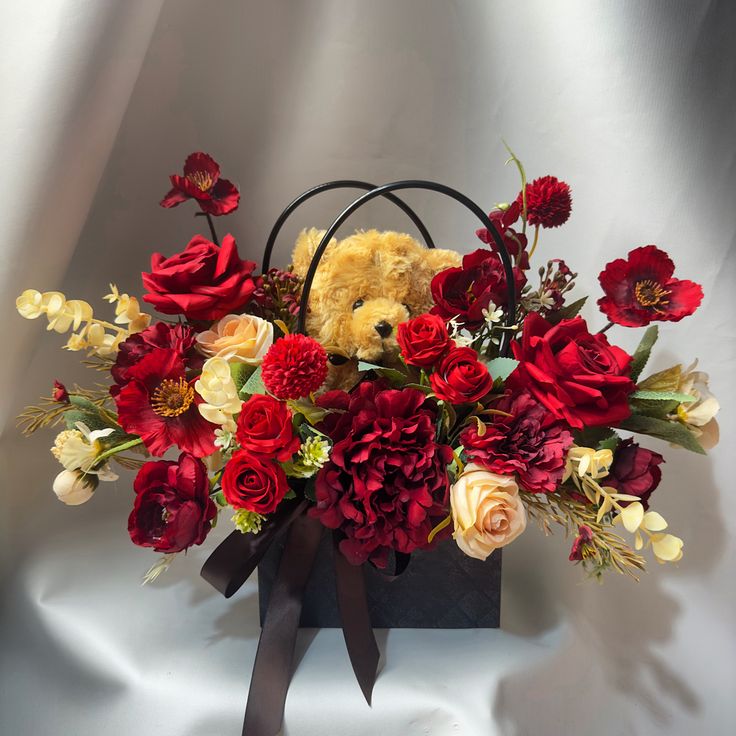 𝑽𝒊𝒗𝒊𝒂𝒏𝒏𝒆 𝑹𝒊𝒄𝒄𝒊 tweet media