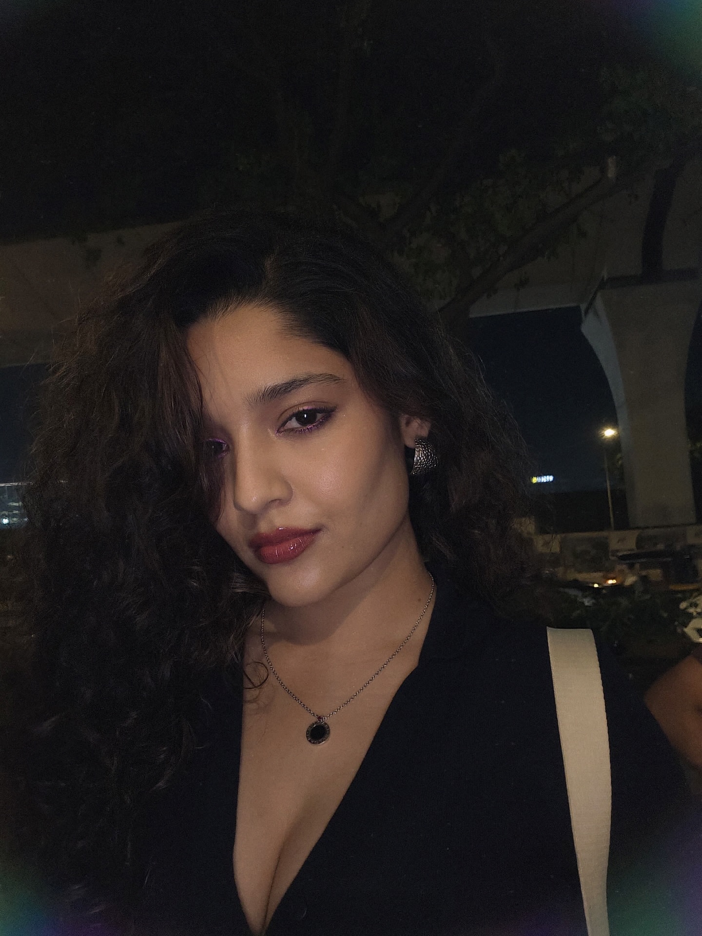 G4ly0W8WwAAzqx-?format=jpg&name=large