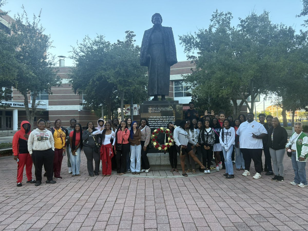 Principal Williams tweet media