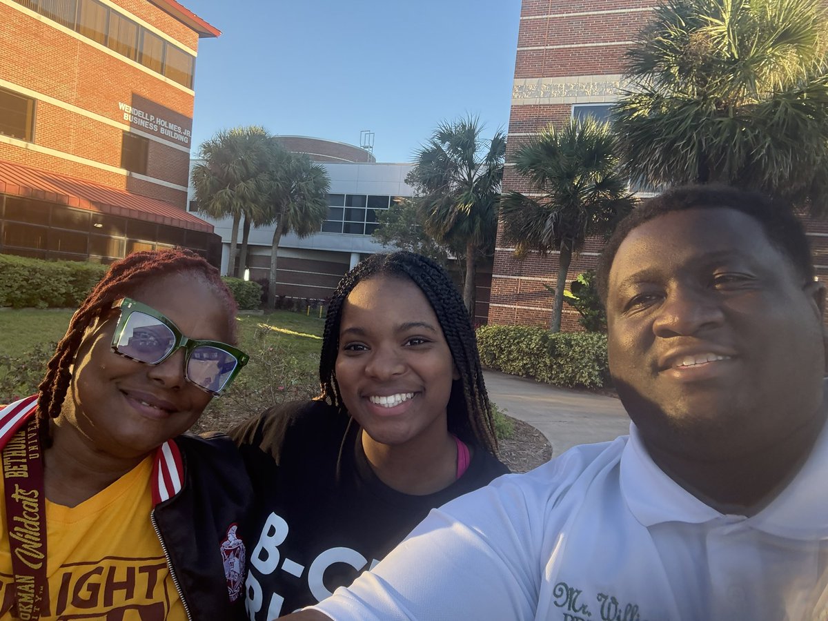 Principal Williams tweet media