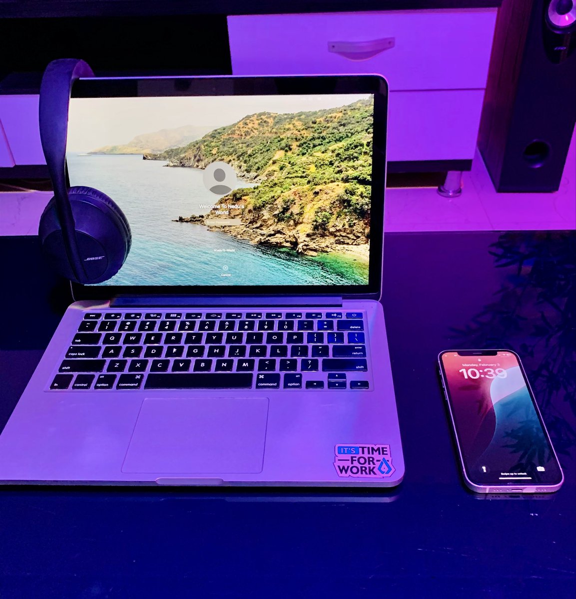 levdev_ojukwu's tweet image. It’s Friday! 

POST YOUR WORK.