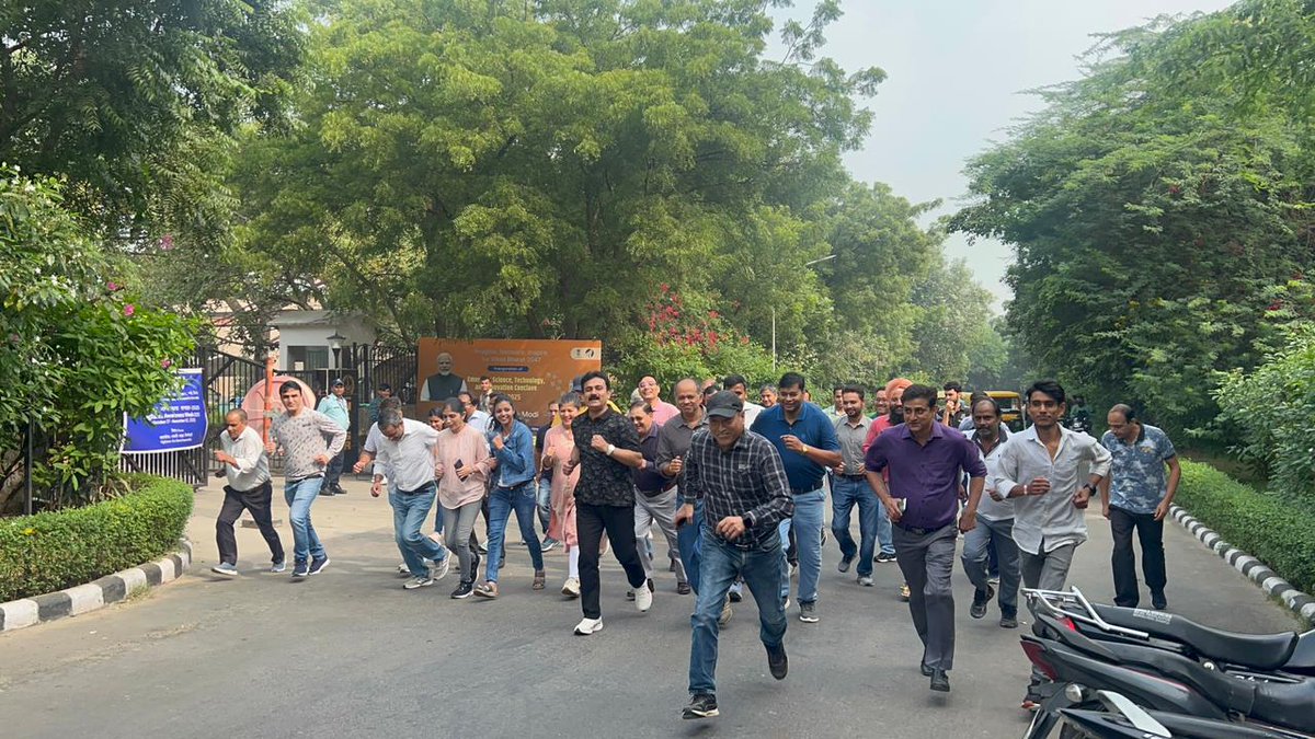 NIPGRsocial's tweet image. BRIC-NIPGR observed #RashtriyaEktaDiwas today with the ‘Rashtriya Ekta Diwas Pledge’, followed by a spirited Run for Unity. The event celebrated the vision of Sardar Vallabhbhai Patel and reinforced our commitment to national unity.
@DBTIndia @BricDbt @rajesh_gokhale