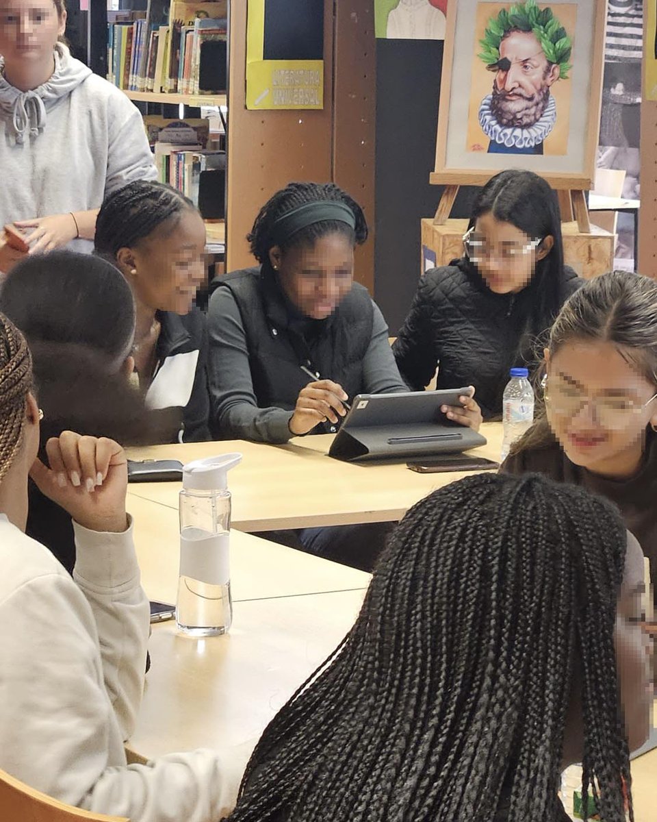 ratoadcc's tweet image. 📸
🇵🇹 A #RatoADCC realizou uma oficina sobre Inteligência Artificial para alunos da Escola Básica e Secundária Professor Ruy Luís Gomes,

Esta atividade foi apoiada pela @CMAlmada.

#SempreAAprender
. . .
🇬🇧 #AI workshop for #Youth