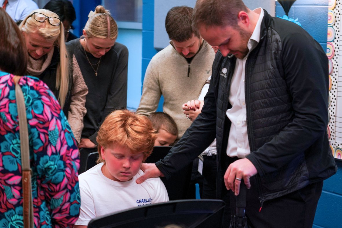 charchristiannc's tweet image. We celebrated the first steps of 5th grade band, choir, and orchestra students at the Genesis performances! 🎶 Parents and faculty prayed over these young musicians, and we are excited for these beginners as they begin their artistic journey. 🙏✨ #ccsKnights