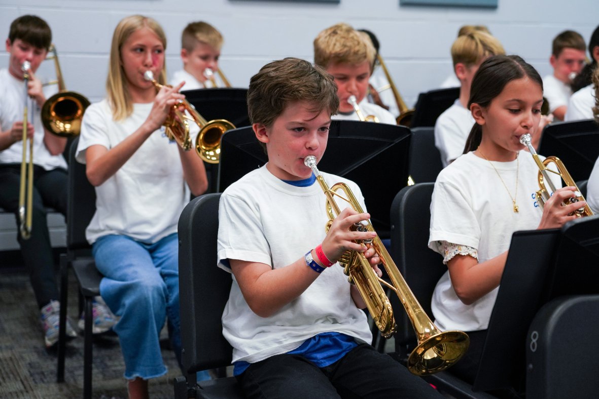 charchristiannc's tweet image. We celebrated the first steps of 5th grade band, choir, and orchestra students at the Genesis performances! 🎶 Parents and faculty prayed over these young musicians, and we are excited for these beginners as they begin their artistic journey. 🙏✨ #ccsKnights