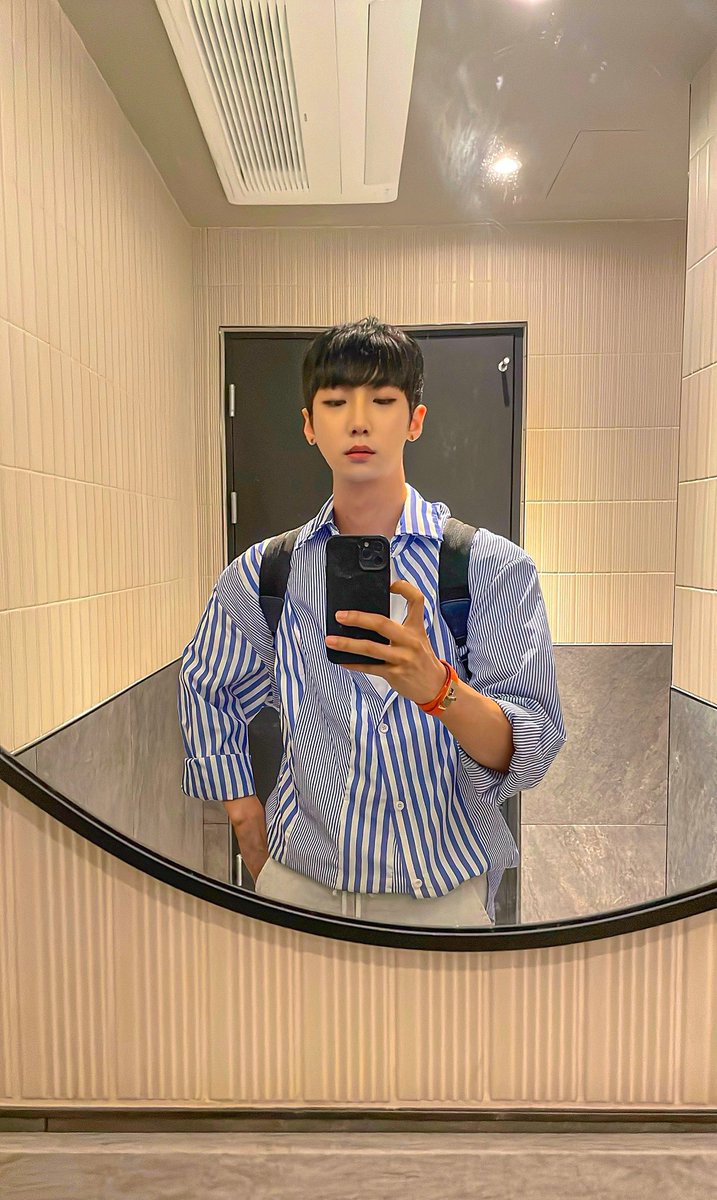 불금&amp;할로윈 잘 즐기고 계신가요
찐따는 그저 부럽….🥲
#부산게이 #게친소 #ㄱㅊㅅ #트친소 #ㅌㅊㅅ