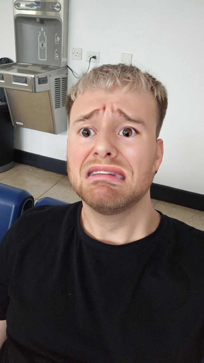 Claire 👩🏻‍🦰 tweet media