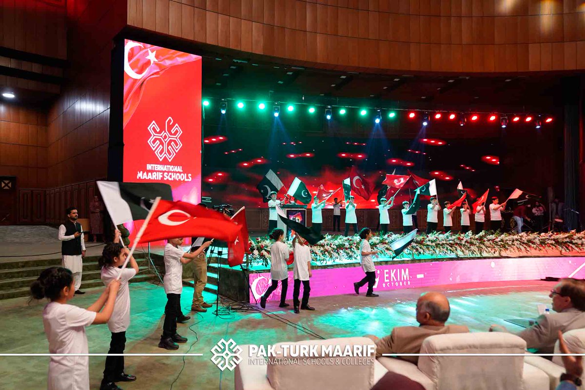 PakTurkMaarif's tweet photo. A ceremony marking the Closing of Turkish Week was held at the Convention Centre, Islamabad, hosted by Pak-Turk Maarif International and the Turkish Maarif Foundation, in collaboration with the Turkish Embassy in Islamabad and the PMYP. 

#TurkishRepublicDay #PakTurkMaarif https://t.co/xQmDbjnVGt