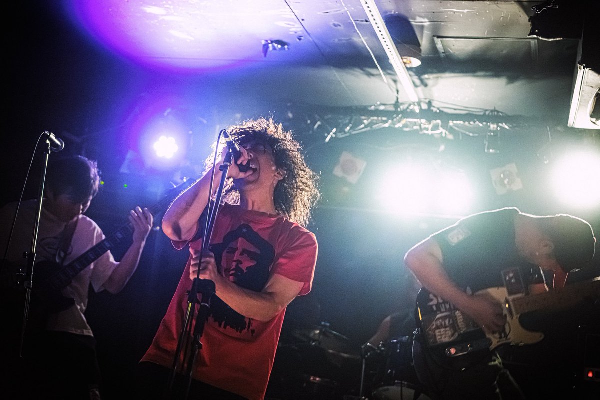 honki_copyband's tweet photo. #本気のコピバン大会 

2026/1/25 日曜日開催！

バンド歴関係なし
ジャンル関係なし
熱さを詰め込んだ11バンド！

皆様のご来場お待ちしております！

出演コピバン
↓↓ ↓↓ ↓↓ ↓↓
UNISON SQUARE GARDEN
カネヨリマサル
Rage Against the Machine
Hi- STANDARD
yonige
Asking Alexandria
Suspended4th
Saucy Dog
キュウソネコカミ
SUPER BEAVER
locofrank