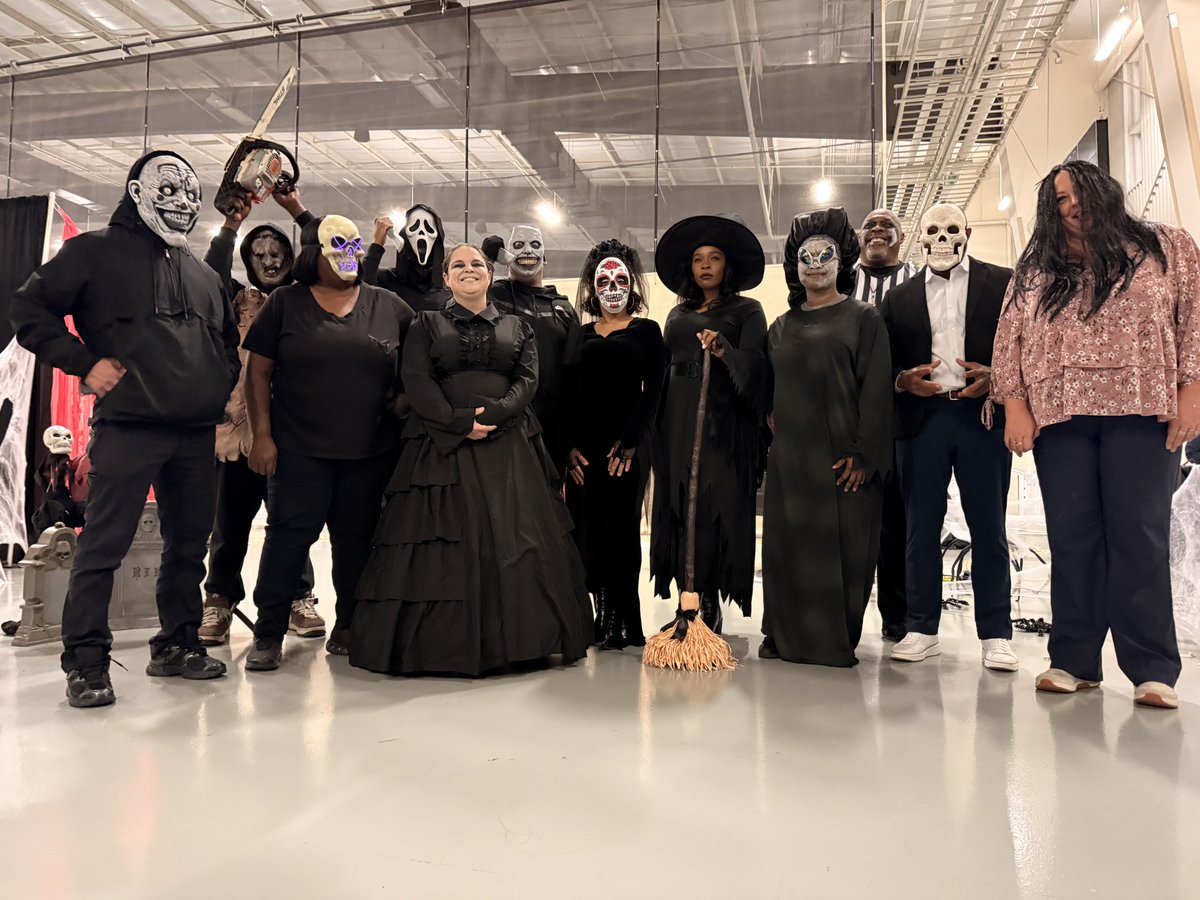 montgcitypandr's tweet image. Last night, the City of Montgomery’s Parks and Recreation Department transformed the Multiplex into a haunted haven for local teens. With thrills around every corner, we’re still not sure who had more fun: the teens or our staff!

#ourmgm #funinmgm #HappyHalloween2025