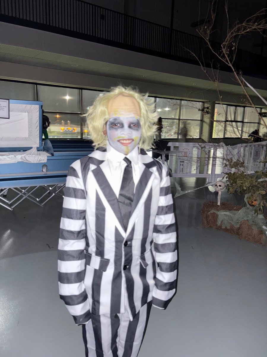 montgcitypandr's tweet image. Last night, the City of Montgomery’s Parks and Recreation Department transformed the Multiplex into a haunted haven for local teens. With thrills around every corner, we’re still not sure who had more fun: the teens or our staff!

#ourmgm #funinmgm #HappyHalloween2025