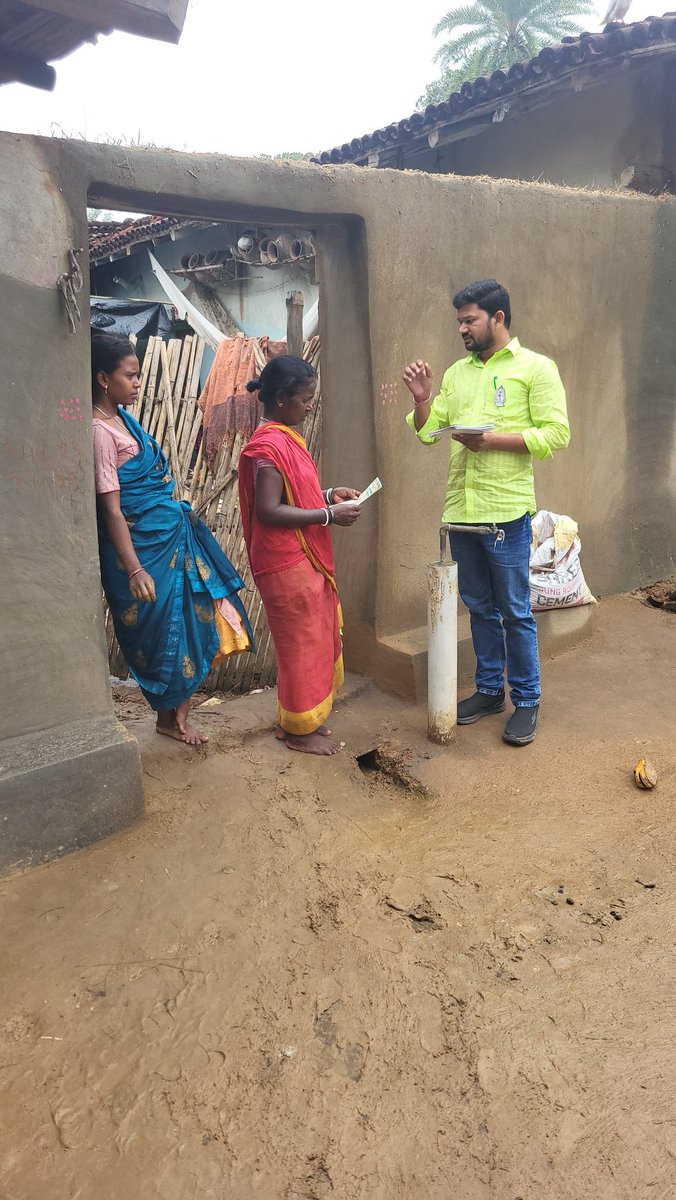 pawan199606's tweet photo. बेलहर विधानसभा के उत्तरी बारने पंचायत के ग्राम जग्गु डीह, बोगईया, नारायणडीह के आदिवासी टोला में महागठबंधन के राजद समथिॅत उम्मीदवार चाणक्य प्रकाश जी के पक्ष में प्रचार प्रसार कर जनता मालिकों से अपील कर 1 नं..लालटेन छाप पर बटन दबाकर कर भारी मतों से विजय बनाने की अपील किया। https://t.co/HZ0dIXZCDk