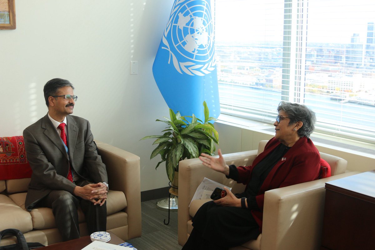 USGRabab_UN's tweet image. Excellent exchange with @ProfSuryaDeva on advancing the right to development for #LDCs, #LLDCs &amp;amp; #SIDS, particularly through increased access to finance, tech &amp;amp; partnerships via their PoAs. Commended him on progress on RtD &amp;amp; look forward to working closely with @UNSRdevelopment.