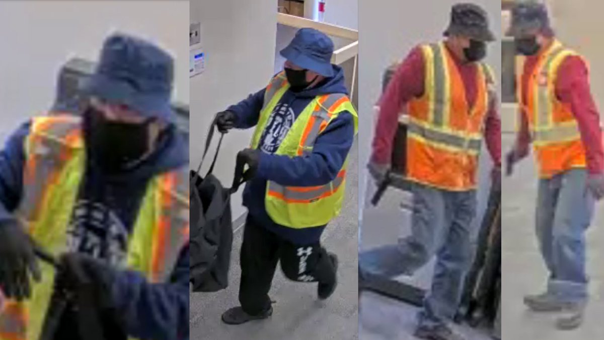 OttawaPolice's tweet photo. Suspects to identify in October 14th bank robbery 

https://t.co/rg8Xz354py
~
Suspects à identifier en lien avec un vol de banque perpétré le 14 octobre

https://t.co/0NysMIEqjk https://t.co/GPOJrlQmmt