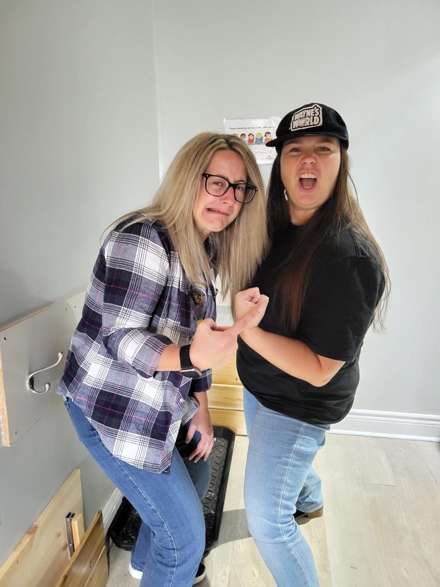 WoodviewMHAS's tweet image. 🎃 Halloween at Woodview is always a treat! 👻 One of our favourite days of the year, because we all get to be kids again!   Check out the creative costumes from our awesome teams in Brantford, Hamilton, and Burlington! 🙌 Happy Halloween! 

#WoodviewMHAS #SpooktacularFun