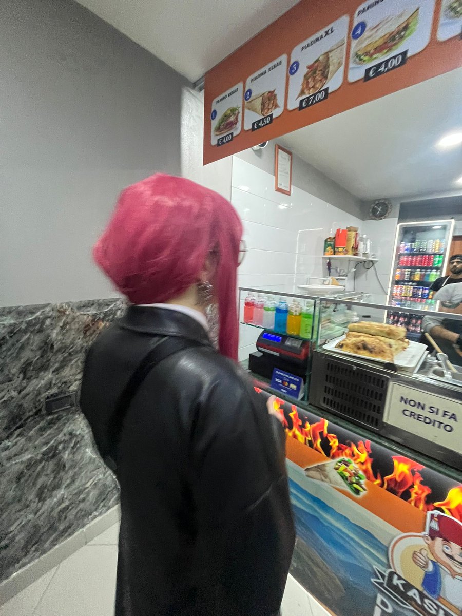 misamisameow's tweet photo. makima al kebabbaro https://t.co/KuGpB0pCjU