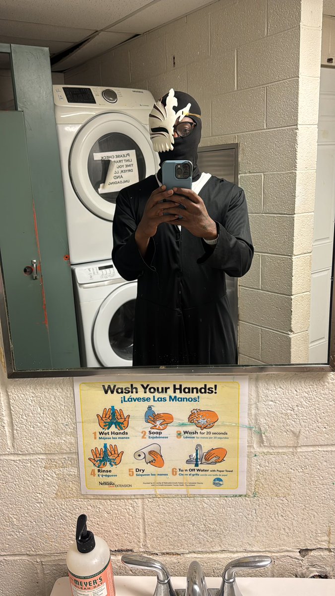 Who tryna fuck a half hollow