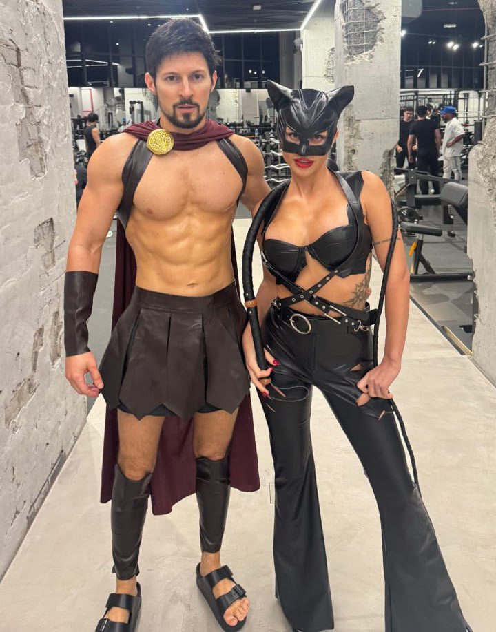 ygg0f's tweet photo. please never skip leg day https://t.co/rcFoPDJNyy