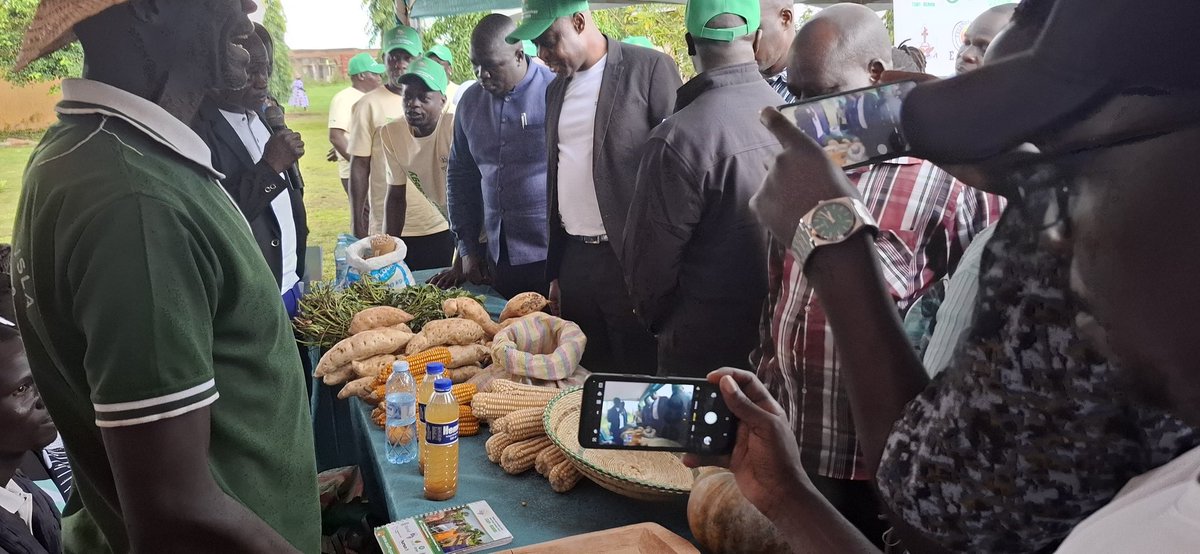 Geoffrey Osborn Oceng tweet media