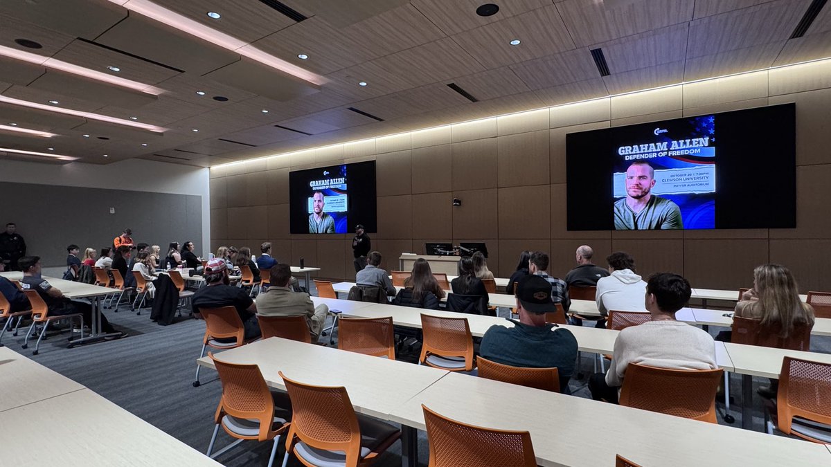 Great event with <a href="/GrahamAllen_1/">Graham Allen</a> last night at Clemson University! <a href="/TPUSA/">Turning Point USA</a> <a href="/tpusastudents/">TPUSA Students</a>