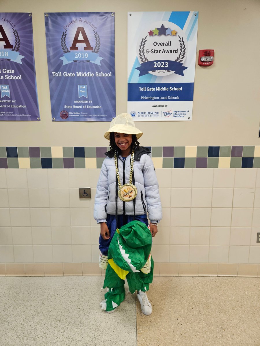 Toll Gate Middle School tweet media