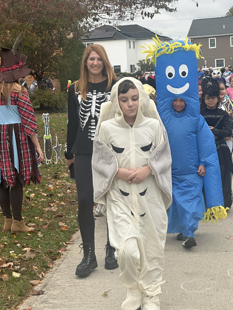 Dominique Siebert tweet media