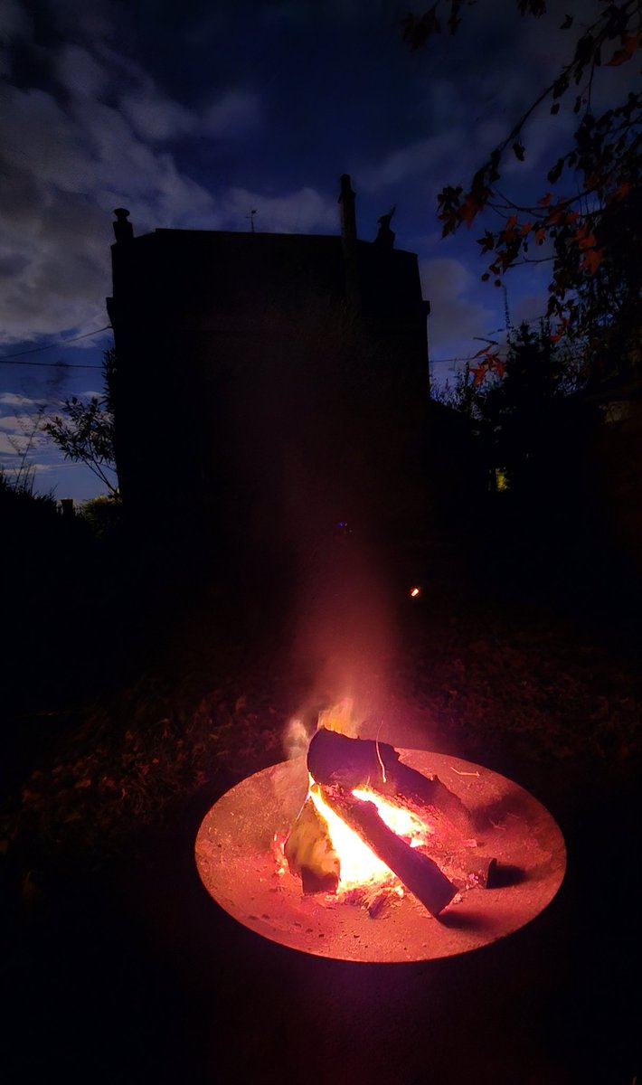 Happy Halloween 🧙