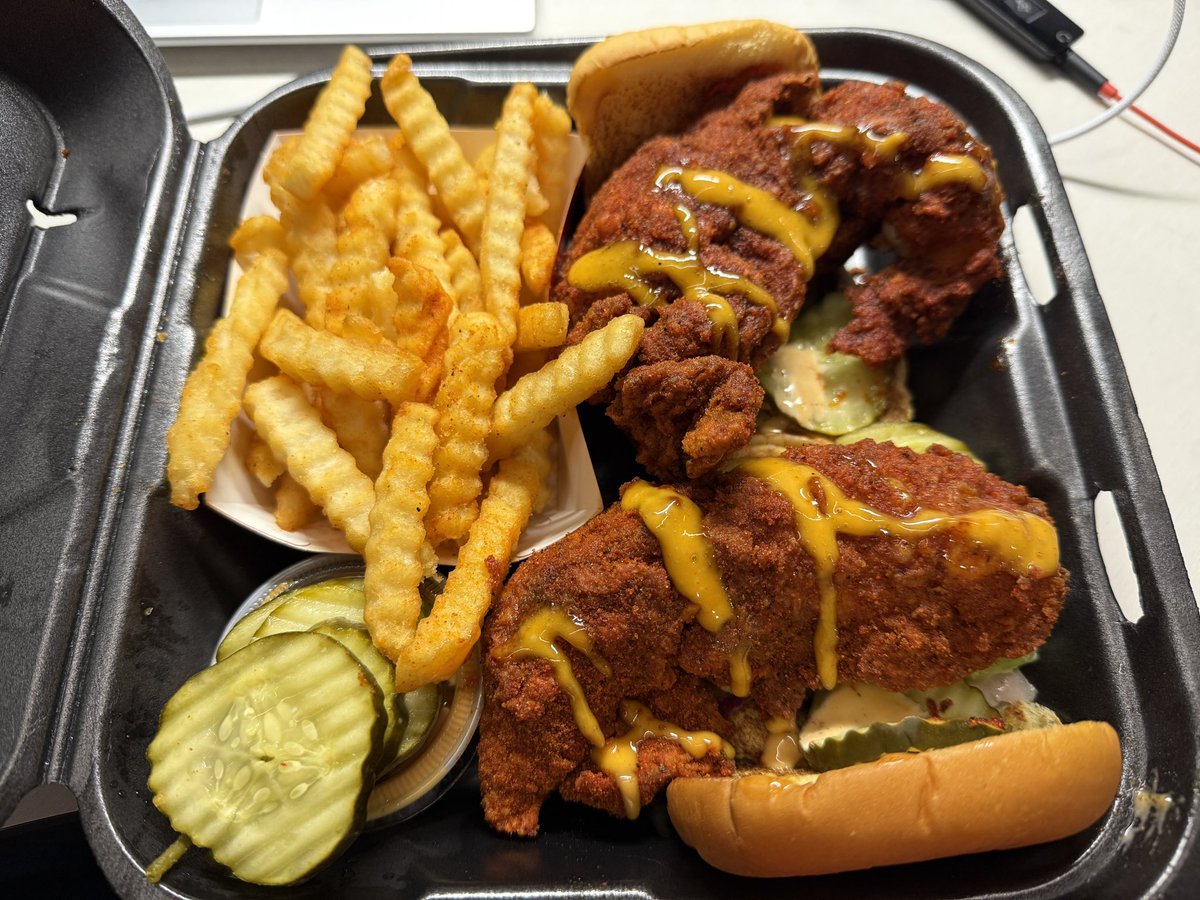 The Planet JROCK discord ate first, but X comes next! Guess what restaurant this banger of a lunch came from.