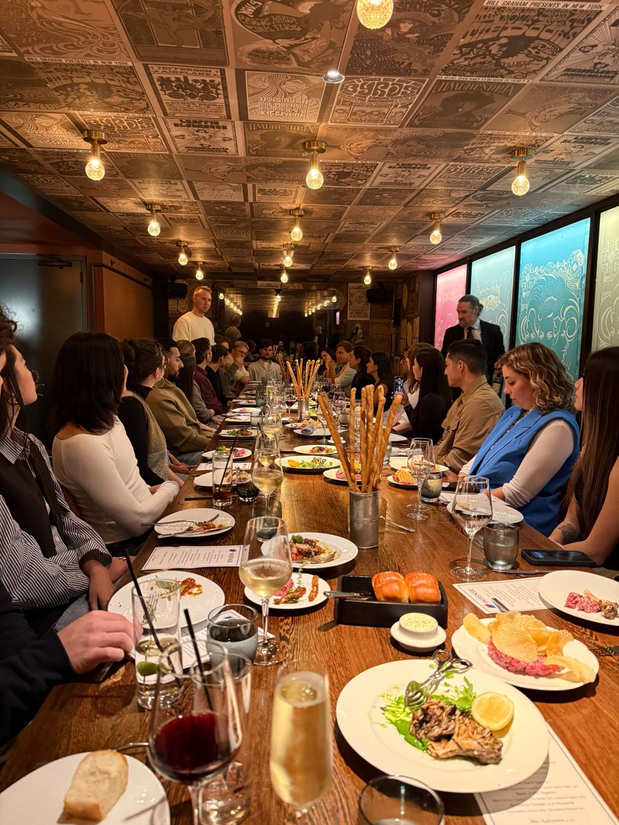 What a night in NYC! 🗽

Huge thanks to everyone who made it to our Insense dinner last night!

Even with the pouring rain, the room was packed - full of amazing brand leaders, creators, partners, and great friends of Insense.

The vibes were unmatched!

We’re pretty sure a few