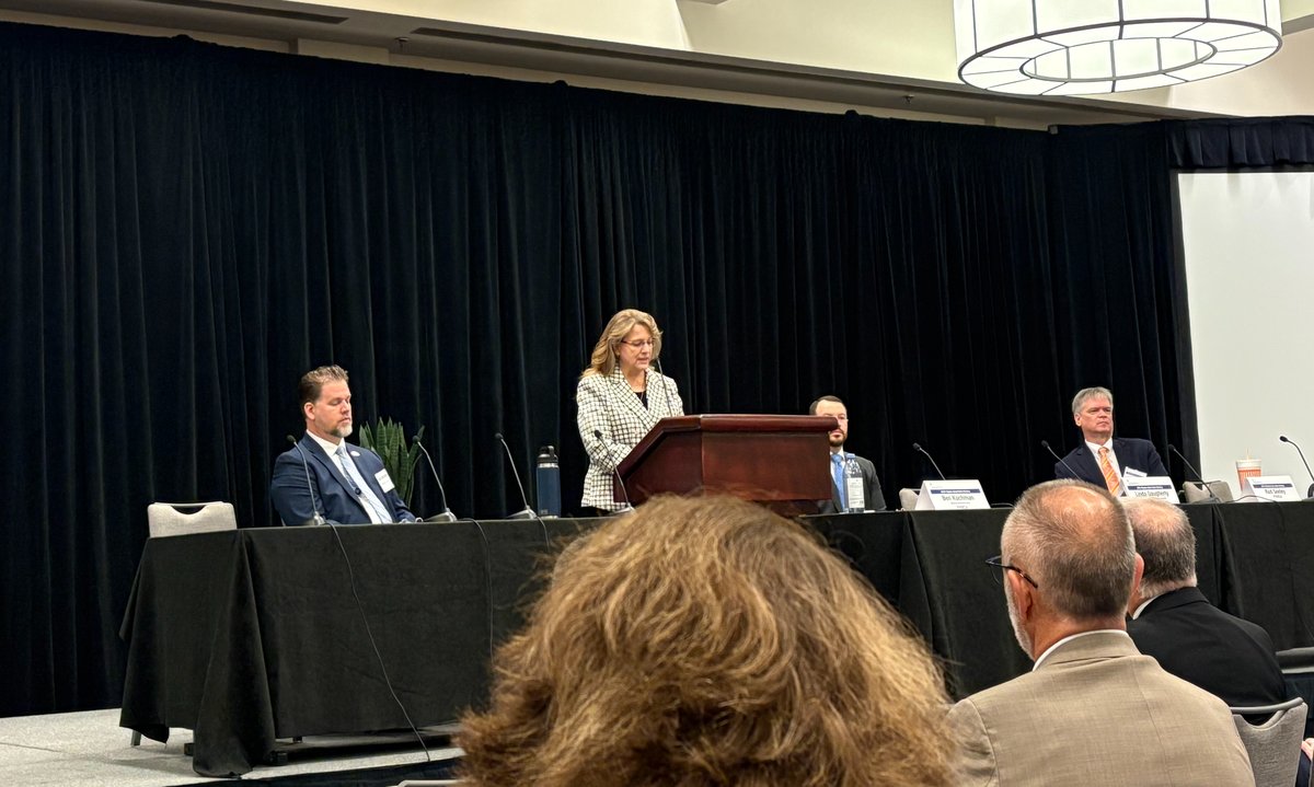 In September, <a href="/GPAMidstream/">GPA Midstream Association</a> attended a <a href="/PHMSA_DOT/">PHMSA</a> forum to discuss #pipeline data. Lots of data is collected. How can it be leveraged to improve #safety? That was talked about. Read more about this event: …idstream-association.read.axioshq.com/p/untitled-new…