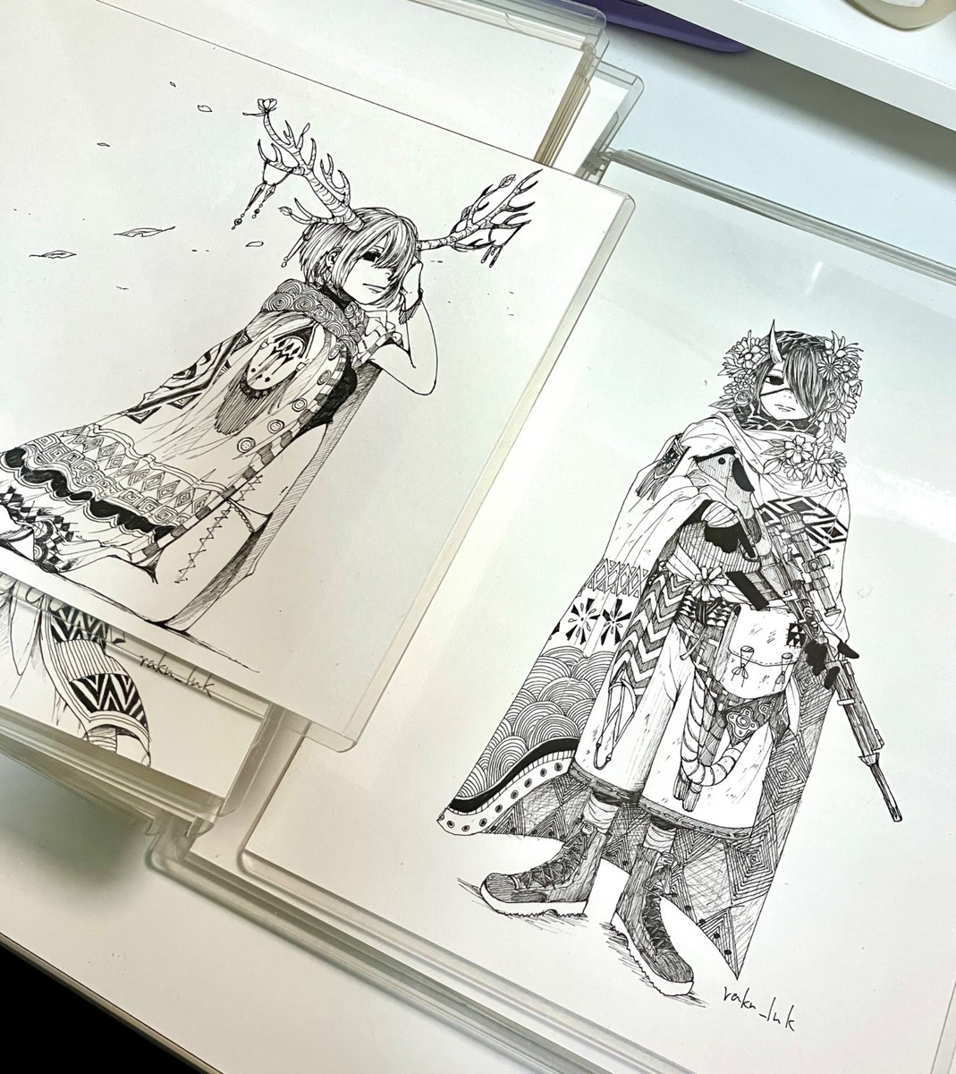 デザインフェスタ リポスト祭りに参加します！

ライブペイント・グッズ販売のほか
お家に眠っていたアナログ原画30点をファイルに入れて持っていきます！
人外・ファンタジーが好きな人はぜひお越しください💪

11/15,16両日参加
🦁F-318「ほく&amp;らく」🐯

#デザフェス62リポスト
<a href="/designfesta/">デザインフェスタ公式</a>