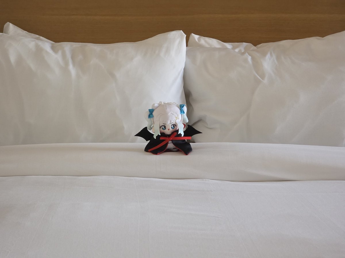 She's getting ready for USIF (in her Halloween costume)
#Mintogo