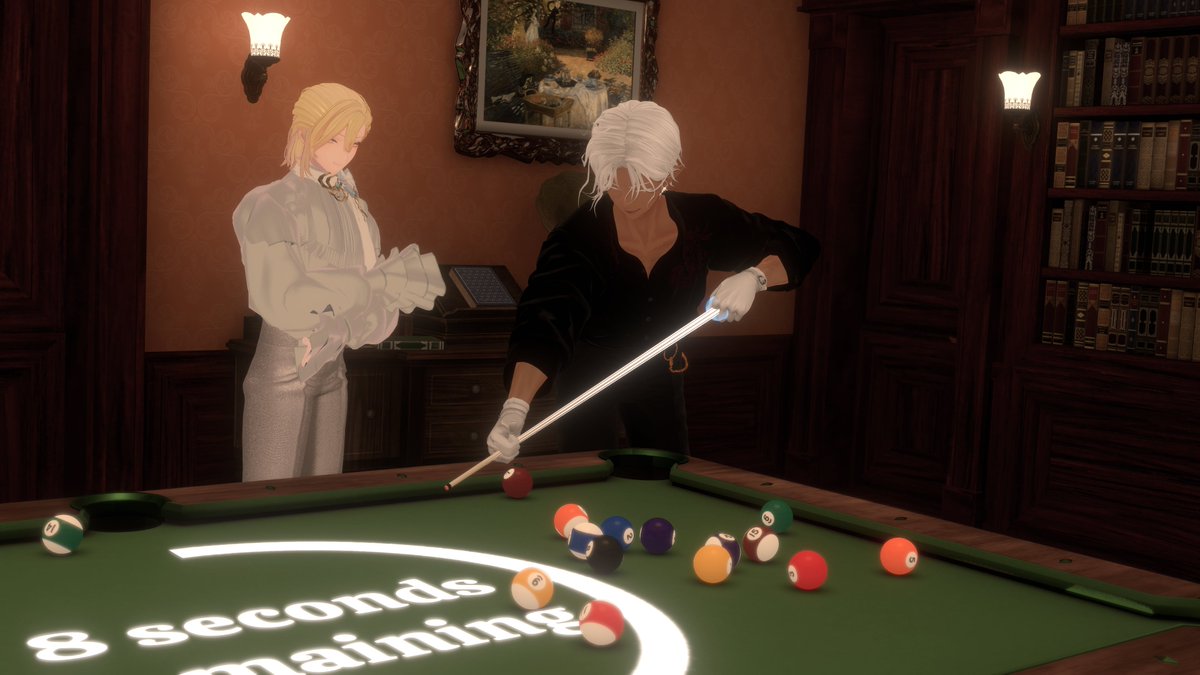 せっかくなので眠る前にあくまで少しだけ、ほんの少しだけビリヤードを遊びました。さすがレオナール様はお上手ですね！ 

え、僕ですか？　フ、なんと……
ボールがポケットに入りましたよ！　ふたつほど！
以前はひとつも入らずゲームが始まらなかったりしましたからね。進歩です♡
#VRC貴族サロン