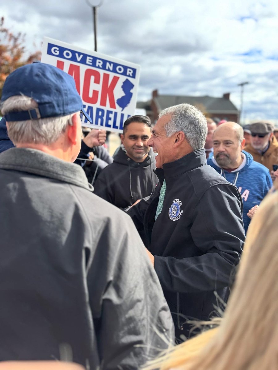 Jack4NJ's tweet photo. Voted today in Bridgewater! Early voting is convenient, secure, and open until 8pm tonight! 

Momentum is on our side as we fight to bring positive change to NJ! Go vote! https://t.co/VzaPbCdJmm