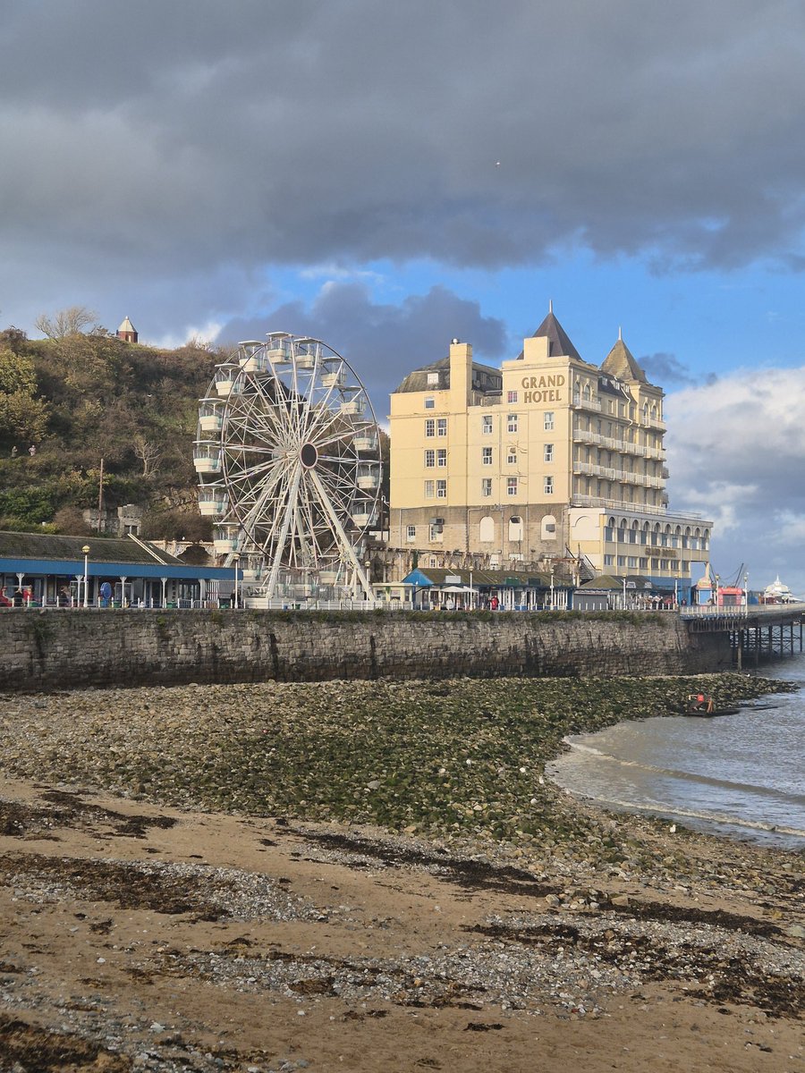 Nice day in llandudno
