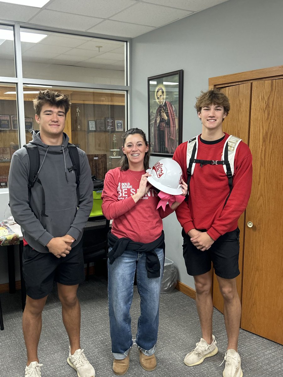 CoachPavlikBNHS's tweet photo. Mrs. Cammack EARNED the Hard Hat staff member of the week! She plays a vital role in the main office making sure every day runs smoothly! Her positive, contagious energy is a joy for all students each day. #CompassionForOthers https://t.co/nWCuFxInnW