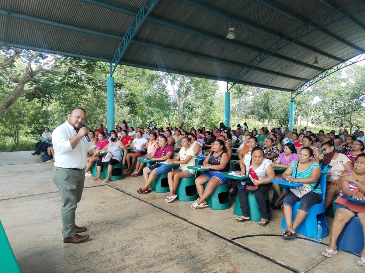 educacionyuc's tweet photo. Nuestras coordinaciones de Participación Social en la Educación y de Desarrollo de Habilidades Socioemocionales, realizaron la instalación de los comités "Aliados por la Vida" en las Secundarias Técnica núm. 50 de #Tekit y "Santiago Pacheco Cruz de #Mayapán,... (1/2) https://t.co/3gVGm51At8