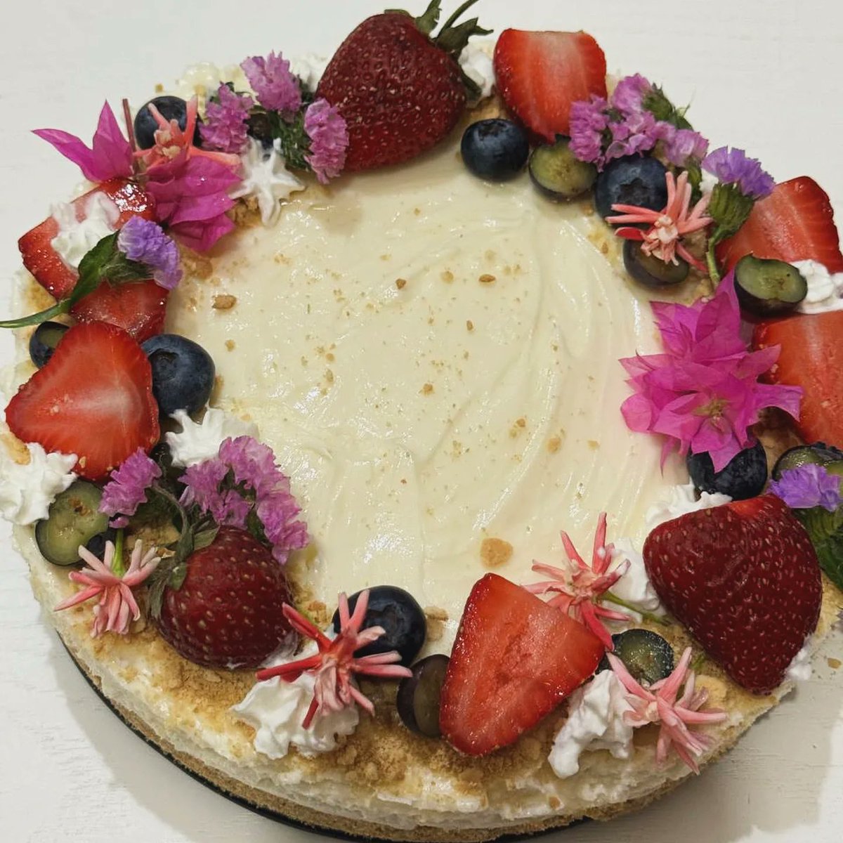 envinyatarr's tweet image. My contribution to my friend group's Halloween party 🎃🎃