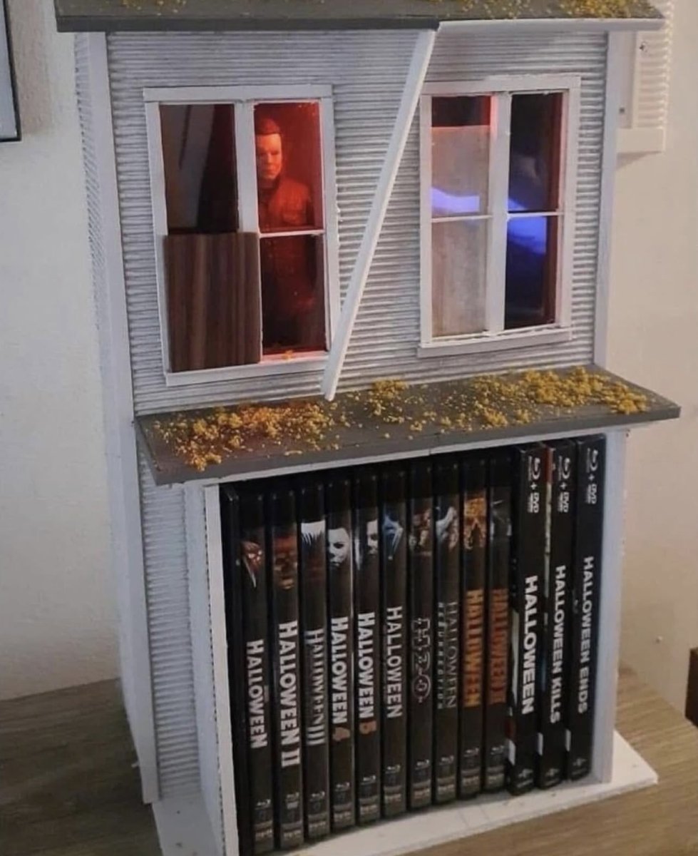 If only I still collected DVDs 🔪 💿 🎃