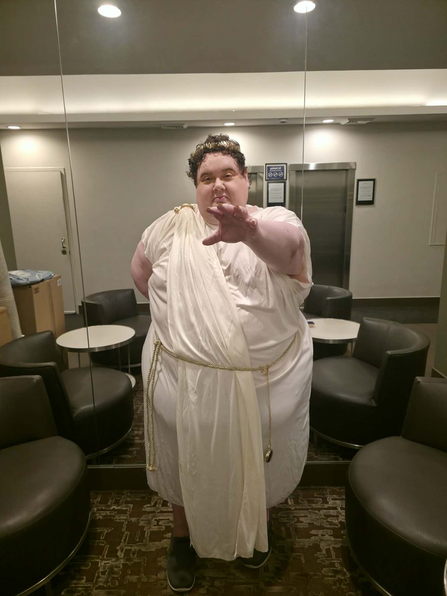 ThiccAndTempting tweet media