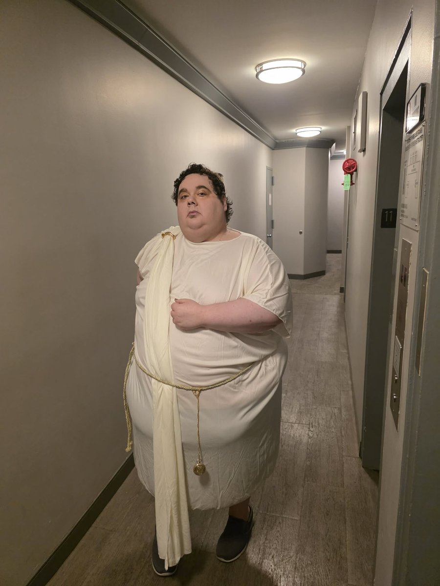 ThiccAndTempting tweet media