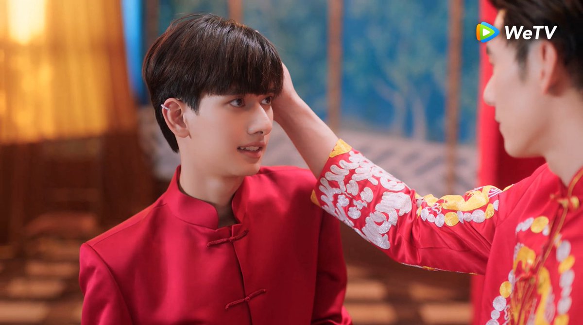 พบคนจะอ่อนไหวคับคุณตำหนวดดด

ME AND WHO EP4
 #โปตัวปลอมEP4