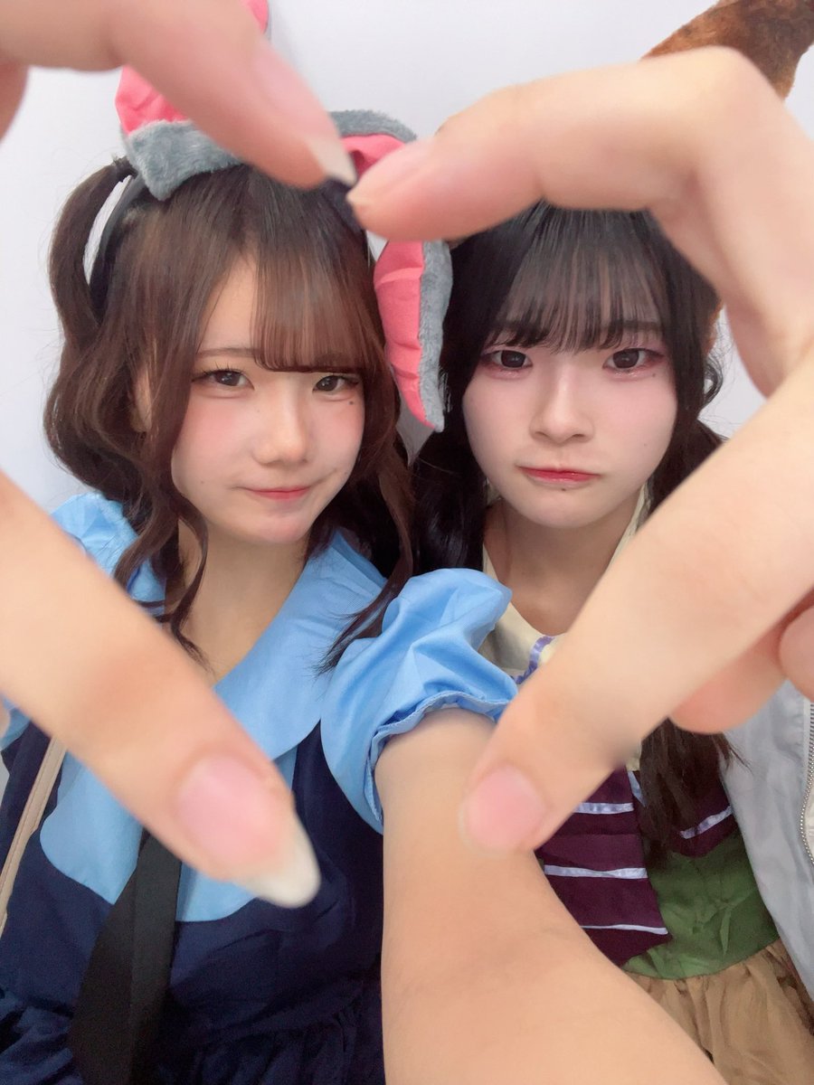lapinouofficial's tweet photo. ♡押忍フェス-押忍なりのハロウィン前夜祭-♡

遅くなりましたがありがとうございました🎀➳
久しぶりのライブ、初めての対バンでとても緊張しましたが頑張りました♡

可愛いメンバーと素敵なハロウィン過ごせましたか?!🎃🧡🩵

次の予定は未定ですがまたすぐ会えるように頑張ります> < ♡ https://t.co/O6hGdCGb2o
