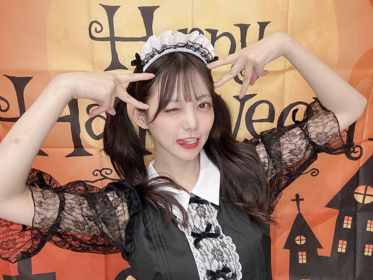 TikTokライブ見てくれて
ありがとうございました🎃🧡

また、歌って踊りたい🎀🎤から
歩みを進めることに決めました！！！！

応援してくれたらイタズラしてあげるね🍭
♡今後とも何卒ご贔屓に…♡