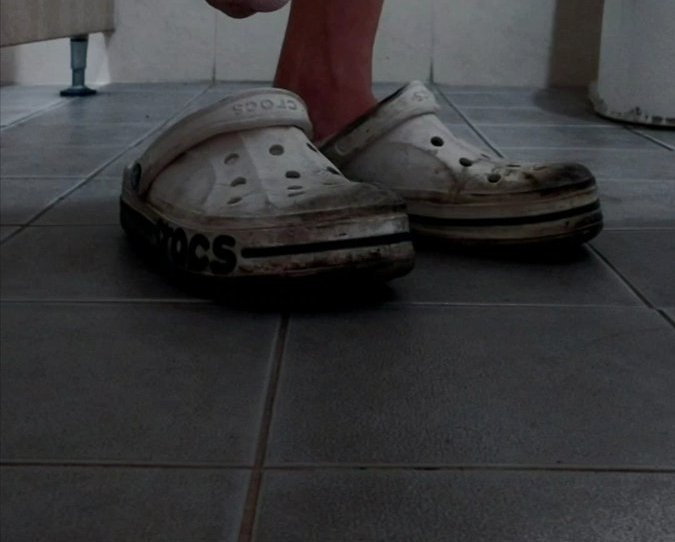 막 신고다녀서 개걸레된 크록스 팜 디엠ㄱ