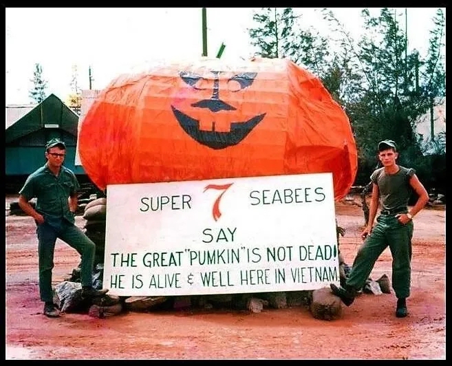 🎃 Happy Halloween to our Veteran community! 

This image shows members of the U.S. Navy Seabees during the Vietnam War. The men of NMCB-7 (“Super 7”) built the giant pumpkin as a lighthearted Halloween display while deployed overseas.

#halloween #seabees #vietnamwar