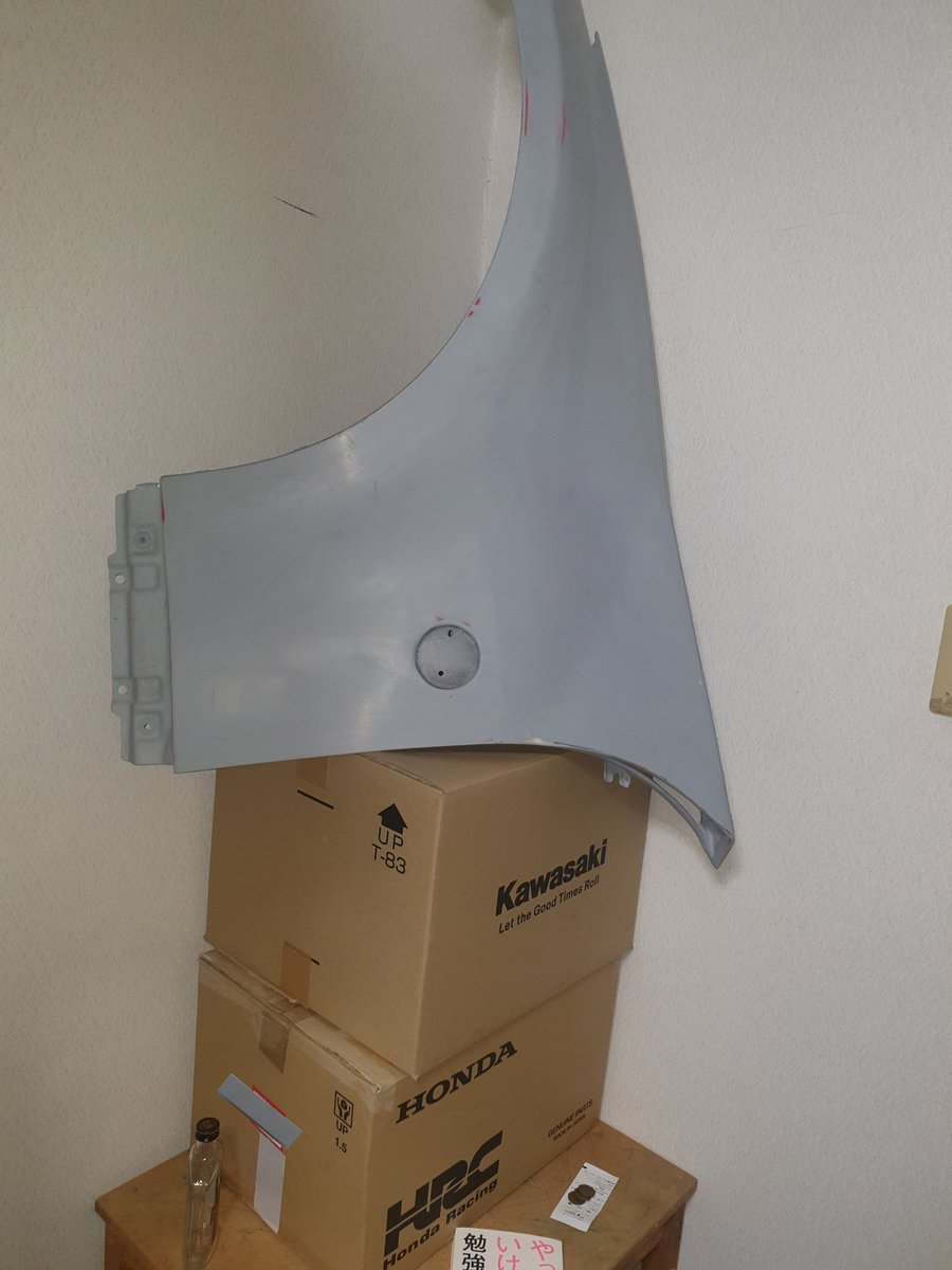 †醜ページ Kuretake ZIG Cartoonist Brush Pen No. 22 - Black Ink