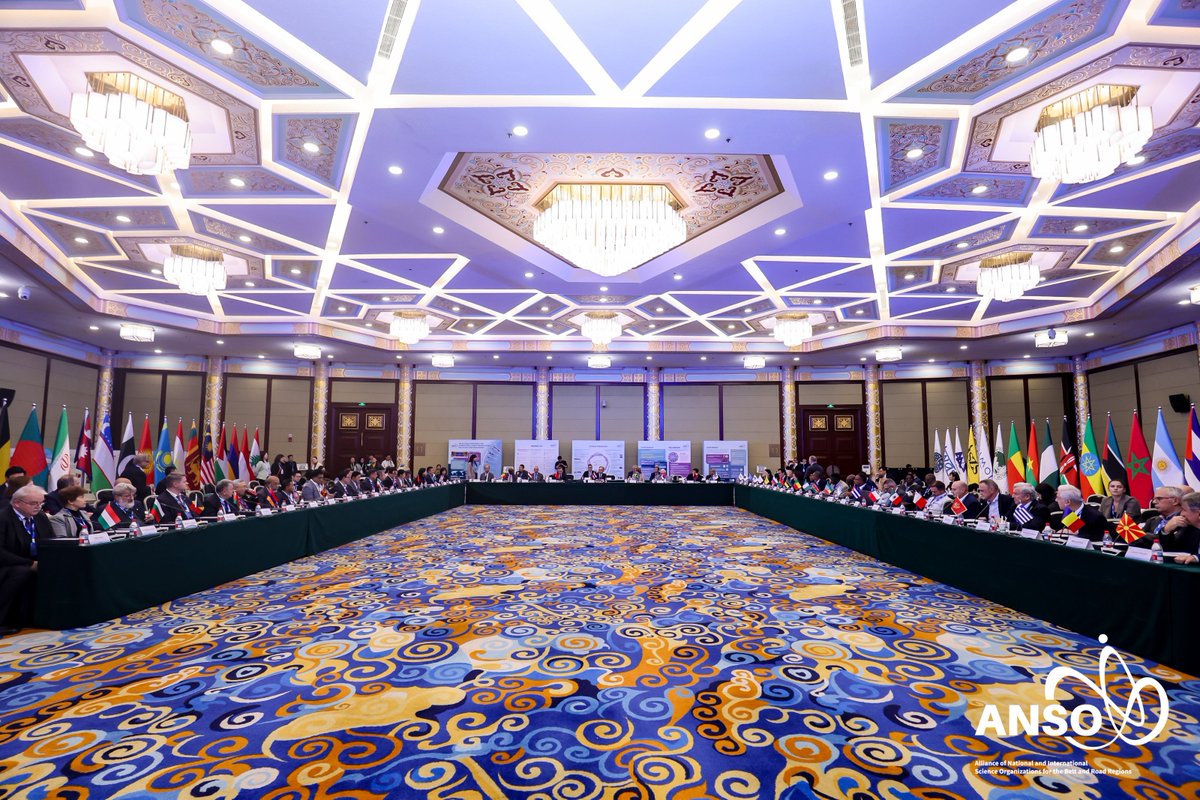 COMSATS_en's tweet photo. #COMSATS re-elected as #ANSO Governing Board Member. Decision made at 4th ANSO General Assembly in Beijing. Other elected members are from China🇨🇳 Chile🇨🇱 Egypt🇪🇬 Mongolia🇲🇳 Montenegro🇲🇪 Senegal🇸🇳 Serbia🇷🇸 & Uzbekistan🇺🇿. COMSATS was serving 2 Yr GB term since 2023 https://t.co/KHw0ByQVoe
